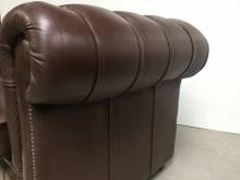 commander canapé chesterfield cuir marron deux places haut de gamme à Rennes