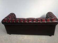 trouver canapé chesterfield cuir trois places convertible style déco loft à Paris