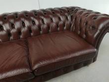 vends canapé chesterfield cuir marron véritable trois places à Paris