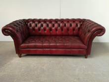 acheter canapé chesterfield cuir bordeaux trois places authentique chesterfield proche Orléans