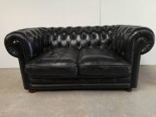 acheter canapé chesterfield cuir noir deux places style vintage anglais proche Paris