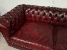 commander en ligne canapé chesterfield cuir bordeaux trois places vintage à Lille