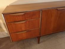 se faire livrer enfilades teck style design rétro proche Paris