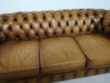 vente en ligne canapé chesterfield cuir marron trois places occasion à Paris