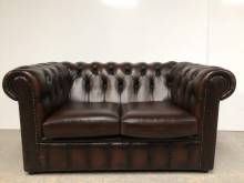 acheter canapé chesterfield cuir marron deux places import direct Angleterre proche Paris
