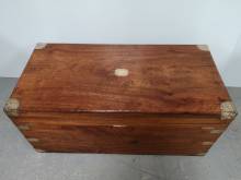 trouver coffre marine bois camphrier proche Brest