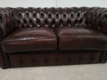 vends canapé chesterfield cuir marron deux places style décoration loft proche Rennes