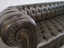 achat canapé chesterfield cuir vieilli vert trois places style deco loft