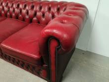 a acheter canapé chesterfield cuir rouge trois places style décoration industrielle proche Rennes