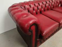 achat canapé chesterfield cuir rouge trois places véritable chesterfield  proche Rennes
