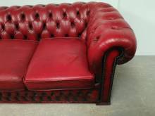 commander en ligne canapé chesterfield cuir rouge trois places style décoration loft proche Rennes