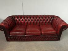 achat canapé chesterfield cuir bordeaux trois places proche Vannes