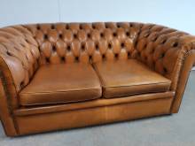 commander canapé chesterfield cuir marron style décoration loft proche Laval