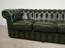 a vendre paire canapés chesterfield cuir vert trois places style déco vintage anglais proche Bordeaux