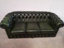 achat paire canapés chesterfield cuir vert trois places seconde main proche Bordeaux