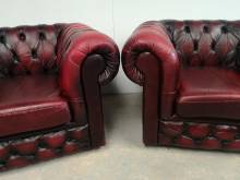 commander paire fauteuils chesterfield cuir bordeaux vintage anglais proche Vannes