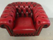 vente en ligne fauteuil chesterfield cuir rouge import direct Angleterre proche Paris