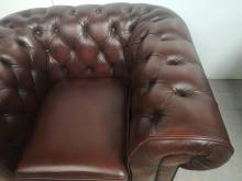 commander en ligne fauteuil chesterfield cuir marron original proche Montpellier
