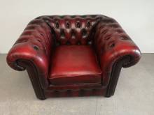 commander fauteuil chesterfield cuir bordeaux style déco loft à Bayonne