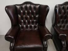 trouver paire fauteuils chesterfield cuir vieilli marron import direct Angleterre proche Marseille