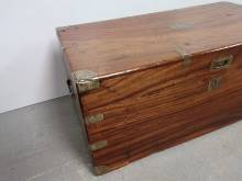 trouver coffre ancien style marine proche La Rochelle