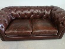 trouver canapé chesterfield cuir marron authentique chesterfield proche Lyon