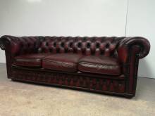 trouver canapé chesterfield cuir bordeaux trois places seconde main proche La Rochelle