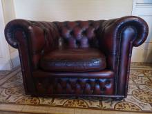 vente fauteuil chesterfield cuir bordeaux deuxième main proche La Rochelle