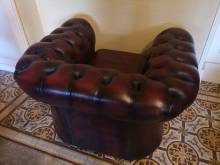 acheter fauteuil chesterfield cuir bordeaux qualité premium proche La Rochelle