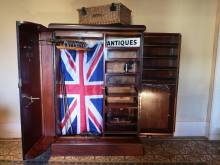 acheter armoire anglais acajou Compactom deuxième main à Paris