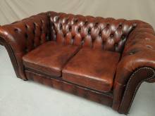 se faire livrer canapé chesterfield cuir marron authentique près de Lyon