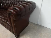 vente canapé chesterfield cuir marron trois places style décoration industrielle proche Bordeaux