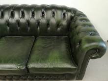 se faire livrer canapés chesterfield cuir vert trois places style déco loft proche Bayonne