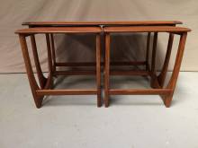 vends table gigogne design proche Paris