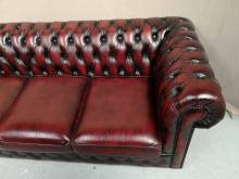 commander en ligne canapé chesterfield cuir bordeaux pas cher près de Paris