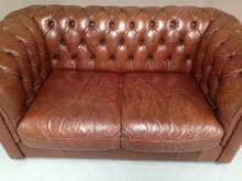 vous faire livrer canapé chesterfield marron en France