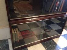 achat vitrines occasion en acajou style design  près de Lille